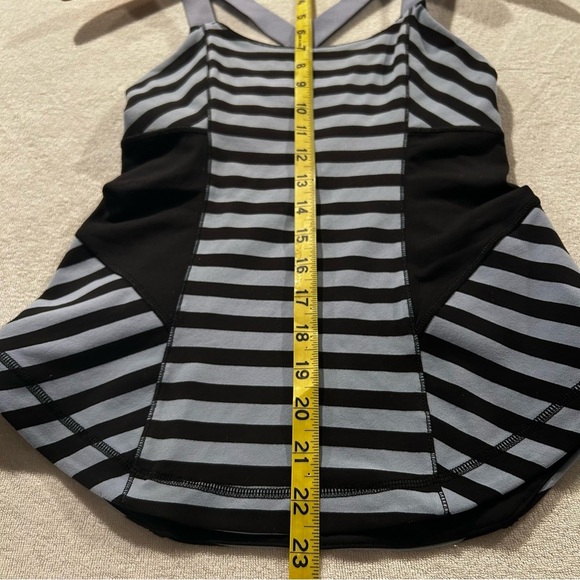 Sz 4 (fits 0 & 2) Lululemon Work It Out Lavender Black Striped Racerback Tank - Picture 6 of 7